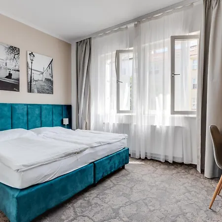 Andante 3* Prague
